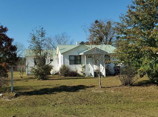 321 Bridges Rd, Raeford, NC 28376