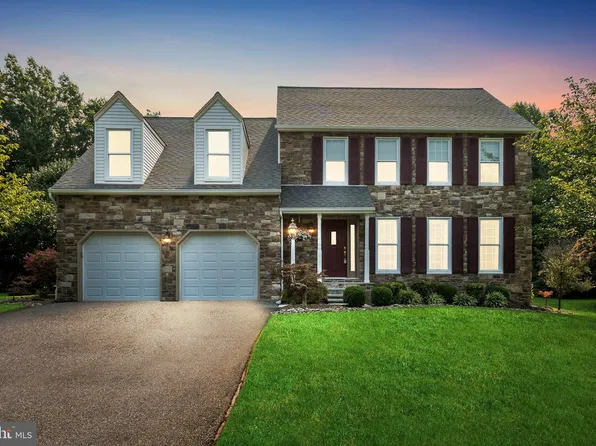 8405 Quailwood Ln, Pasadena, MD 21122