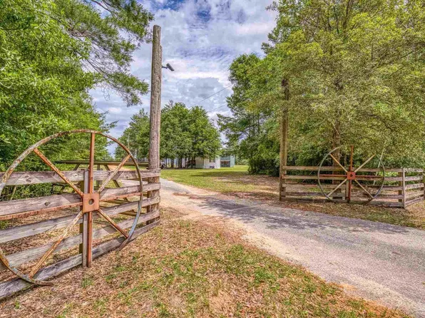 5399 Short Trl, Milton, FL 32583