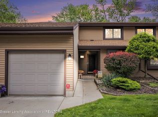 2022 Greenwich Ct, Lansing, MI 48910
