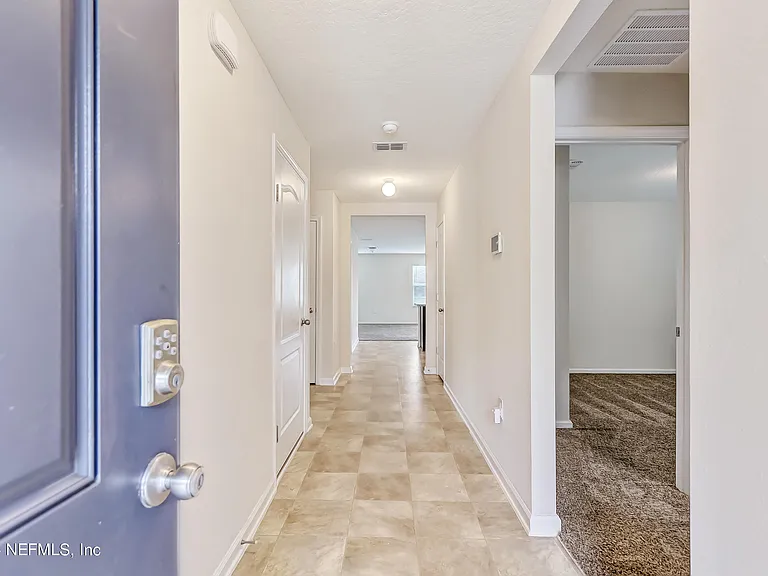 70 Cody St — Photo 6