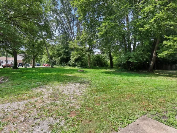 1425 Old St #74, Batavia, OH 45103