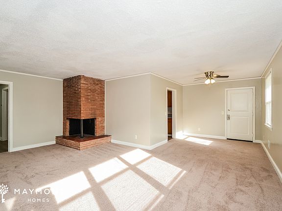 3rd image of 3702 Thurmond St