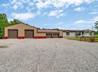 2734 Blaylock Rd, Crossville, TN 38572