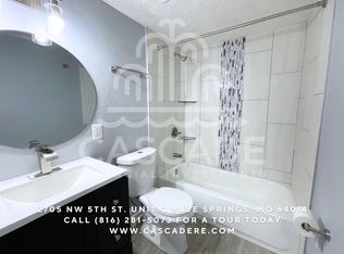 2705 NW 5th St Unit C, Blue Springs, MO 64014