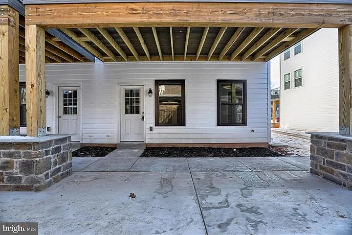 1 bed, 603 sqft, $1,350 — Photo 2