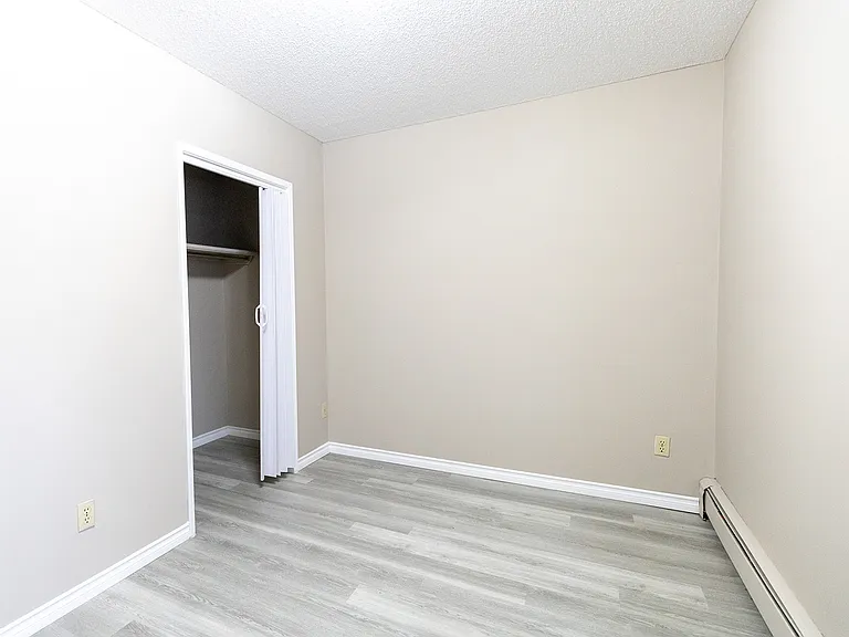 3023 Blakiston Dr NW — Photo 16