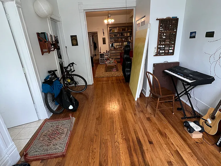 1114 N Wolcott Ave #1F — Photo 25