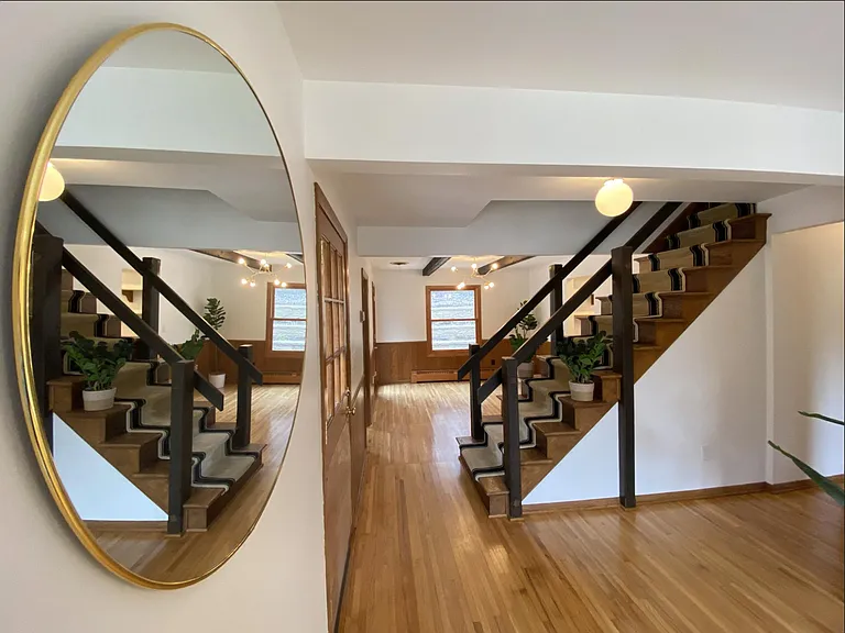 2131 Valkyrie Ct NW — Photo 8