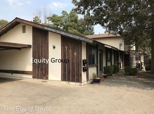 726 S Locust St APT C, Visalia, CA 93277