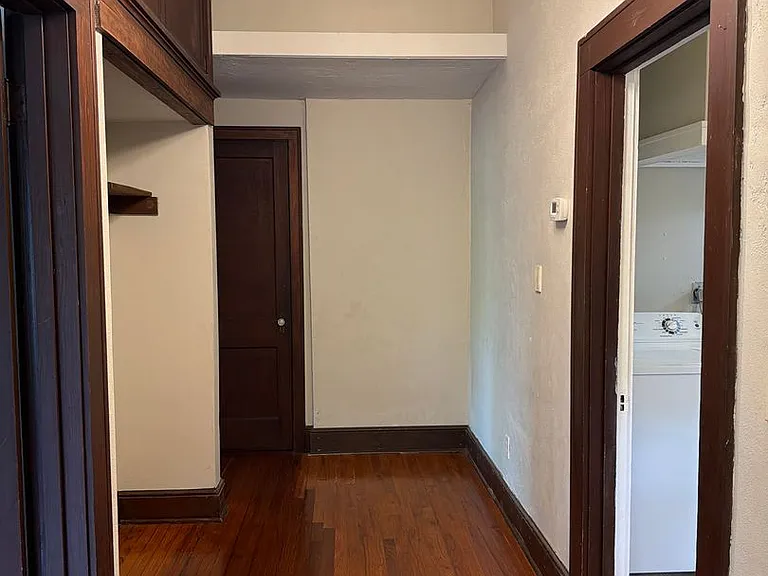 534 E Call St — Photo 22