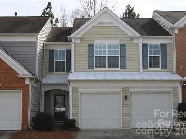 8115 Kincaid Ct, Charlotte, NC 28277