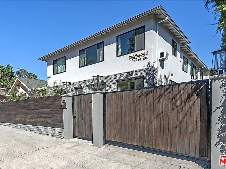 1964 Vista Del Mar St — Photo 3