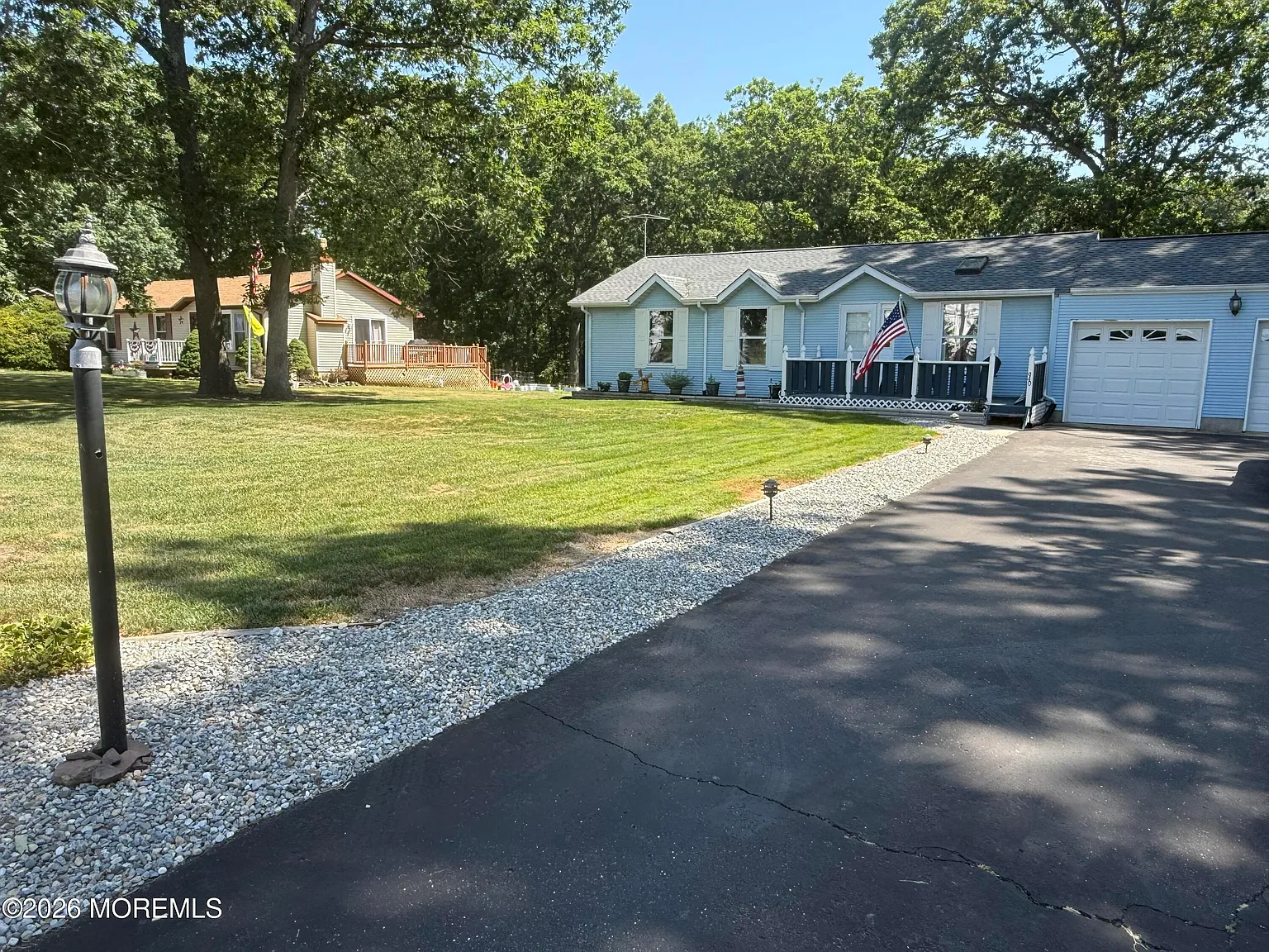 3 bed, 1050 sqft, $3,000 — Photo 3