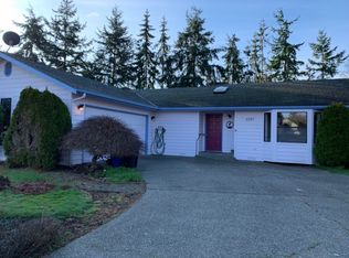 1297 SW Looking Glass Loop, Oak Harbor, WA 98277