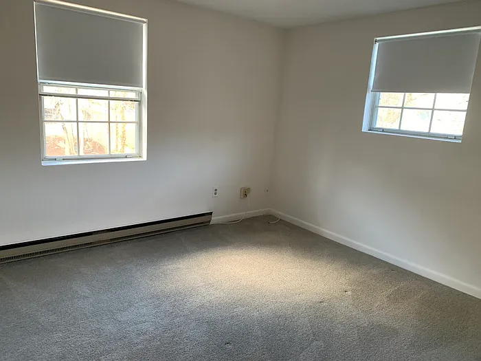 2 Viking Ct #12 — Photo 9