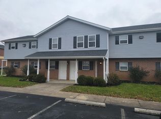 144 Greenland Dr, Lancaster, PA 17602