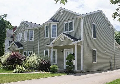 18 E Main St Photo 1