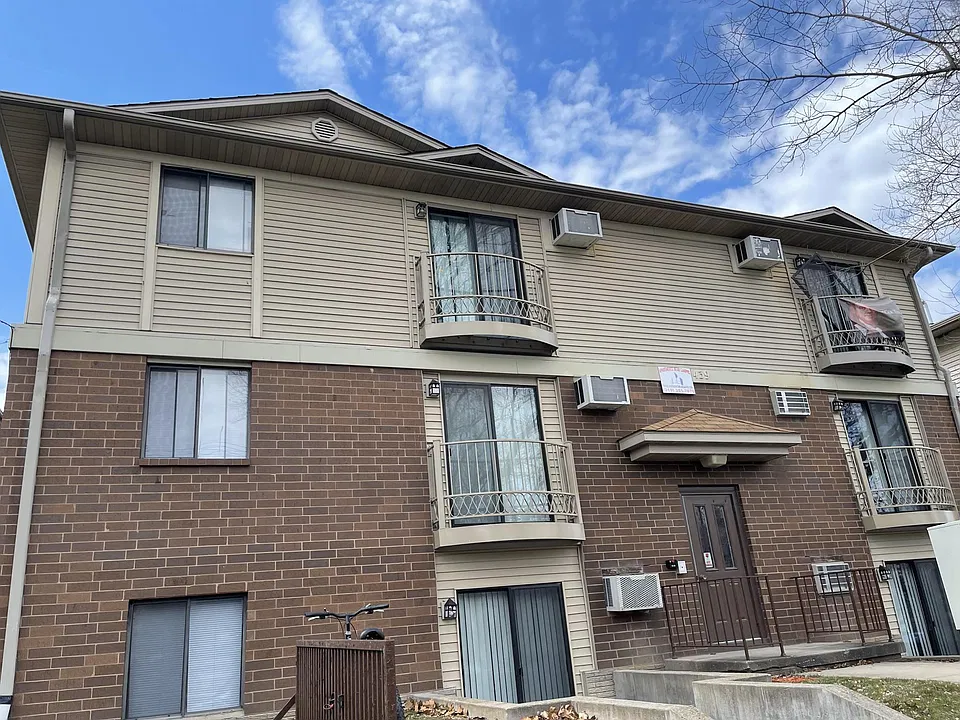 439 S Johnson St #3