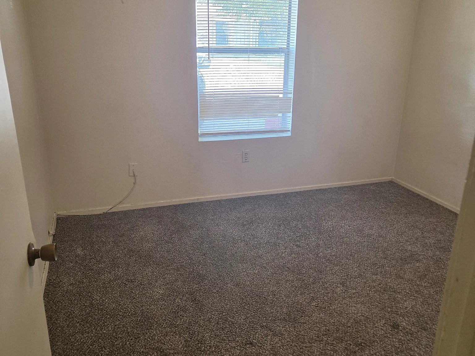 2 bed, 945 sqft, $1,650 — Photo 4
