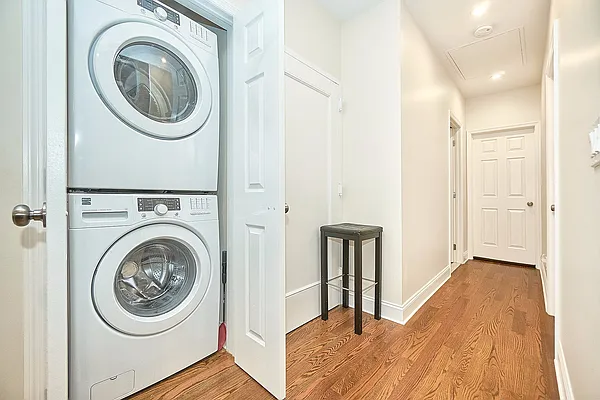 Rented by Keller Williams NYC | media 25