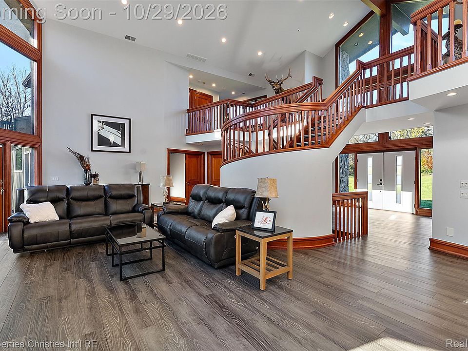 9551 Oak Pointe Ln, photo 14
