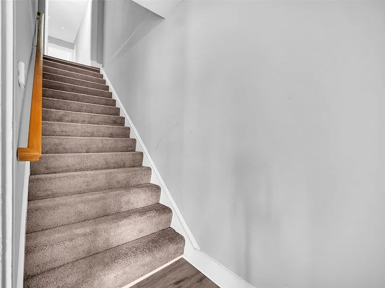 1834 Parkwood Ave — Photo 12