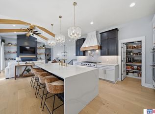 9631 Toma Rd, Lincoln, NE 68526