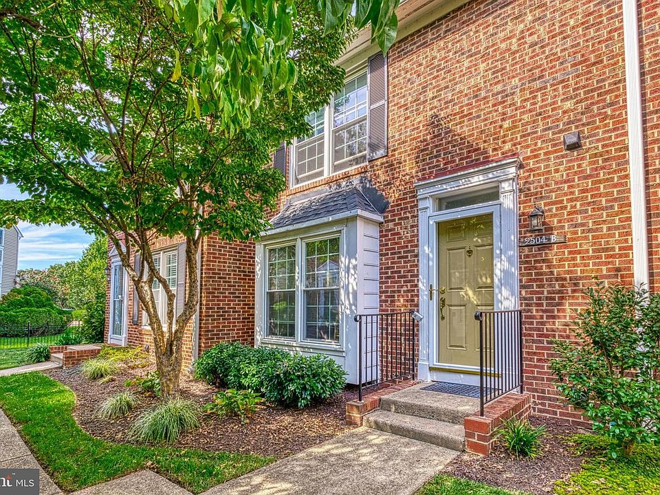 1st image of 2504 S Arlington Mill Dr #2