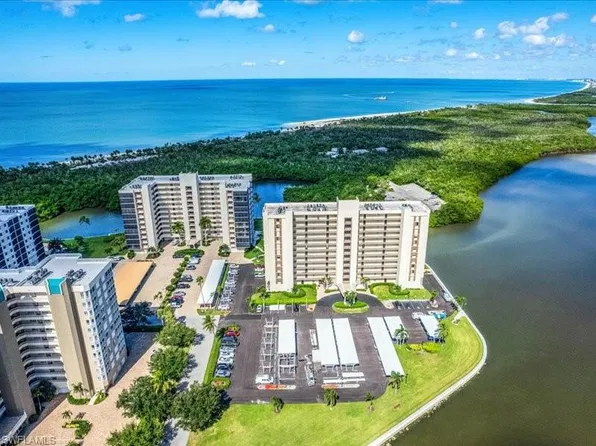 17 Bluebill AVE #904, NAPLES, FL 34108