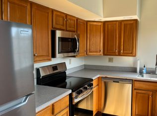 25 Grand St APT 227, Norwalk, CT 06851