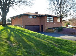 1338 Foxboro Dr, Monroeville, PA