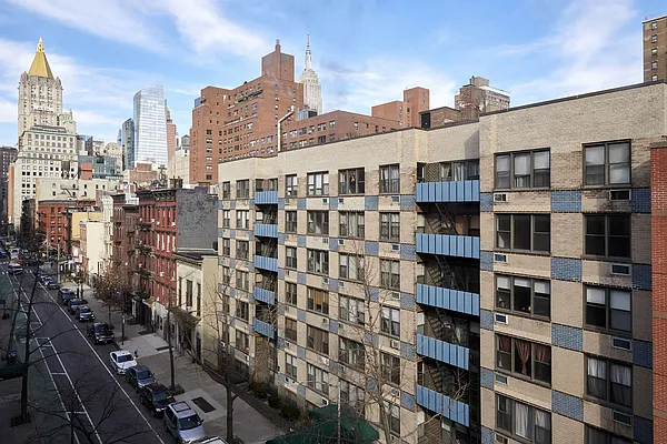 Rented by Compass | media 8