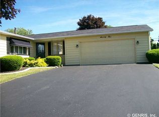 75 Kearney Dr, Rochester, NY 14617