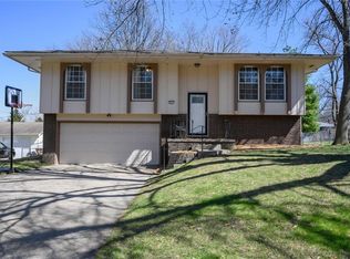 4501 67th St, Urbandale, IA 50322
