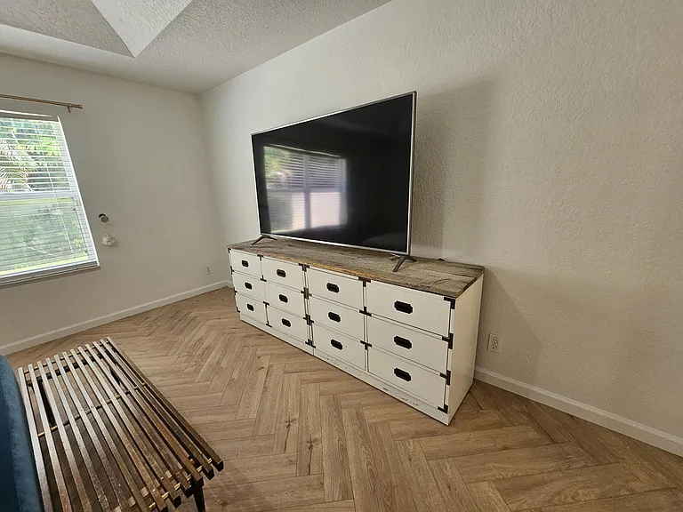 5449 Grande Palm Cir — Photo 15