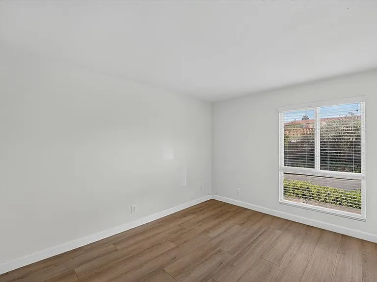 5937 Armaga Spring Rd #N — Photo 29