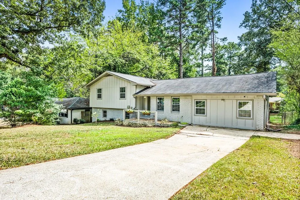 Building Photo - 3089 Del Monico Dr