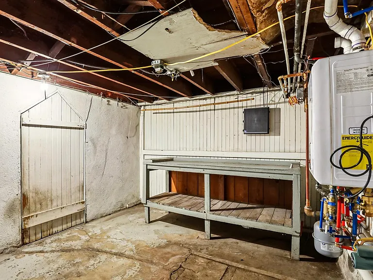 712 Sheridan Ave — Photo 17