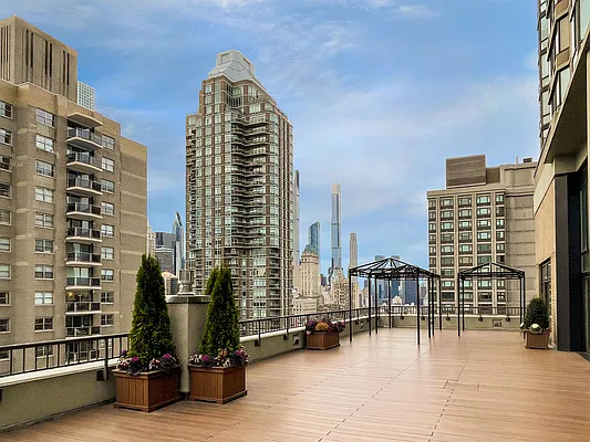 Rented by Berkshire Hathaway HomeServices New York Properties | media 21