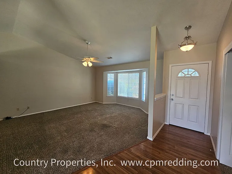 2907 Snow Fire Ct — Photo 6