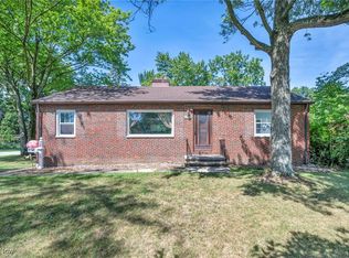 1788 Clague Rd, Westlake, OH 44145