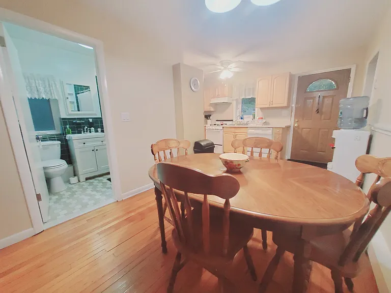 33 Valley Dr #1 — Photo 3