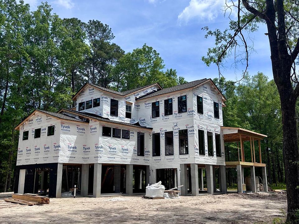 1st image of 815 Yaupon Dr