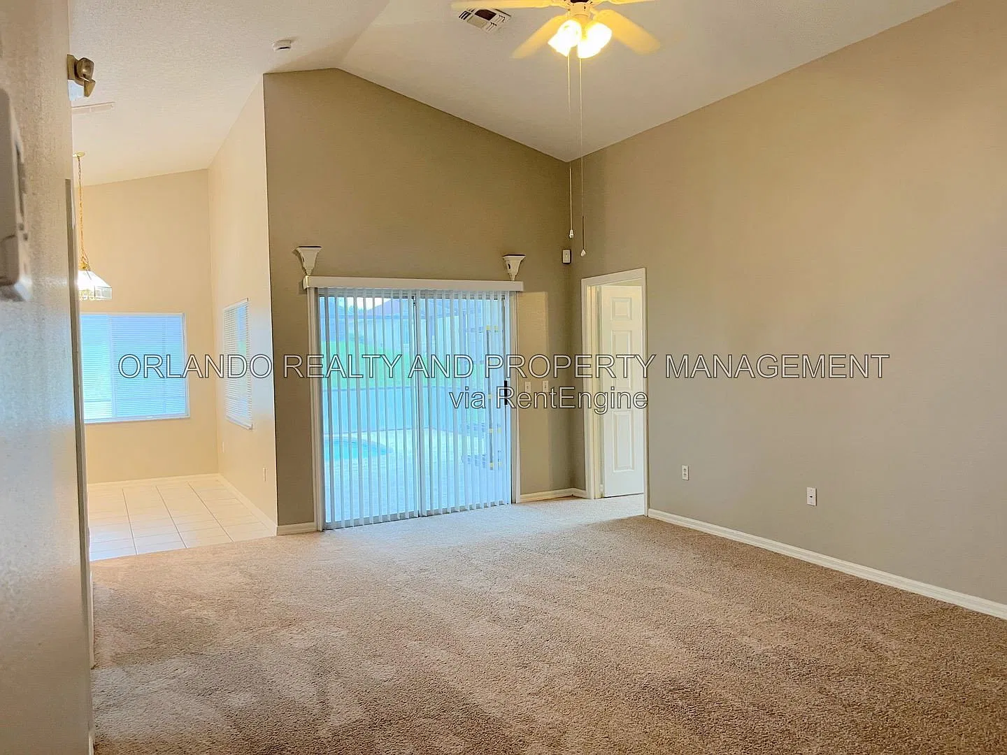 4 bed, 2.0 bath, 1414 sqft, $1,999 — Photo 3