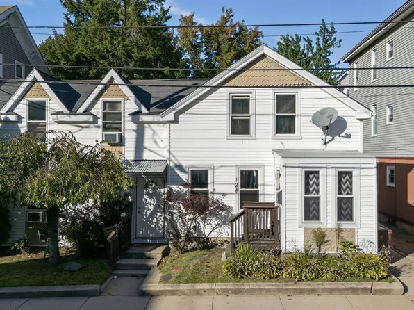 122 Willow St, Woonsocket, RI 02895