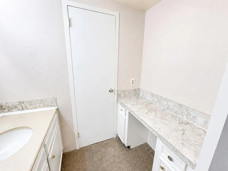 7520 Hornwood Dr #405 — Photo 15