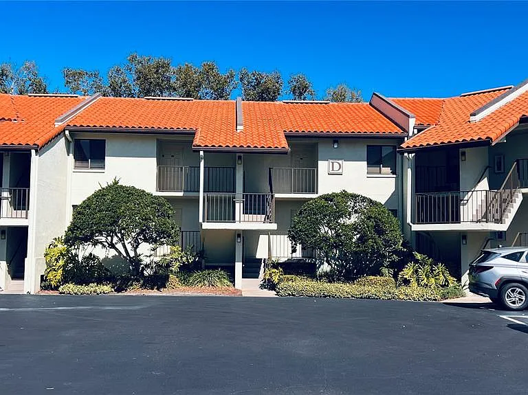 1515 Pinellas Bayway S #46 — Photo 2