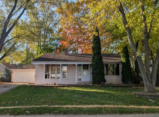 119 San Juan Rd, Carpentersville, IL 60110