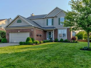 9388 Victoria Ln, North Ridgeville, OH 44039